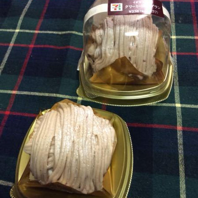 夜半のコンビニスイーツ
