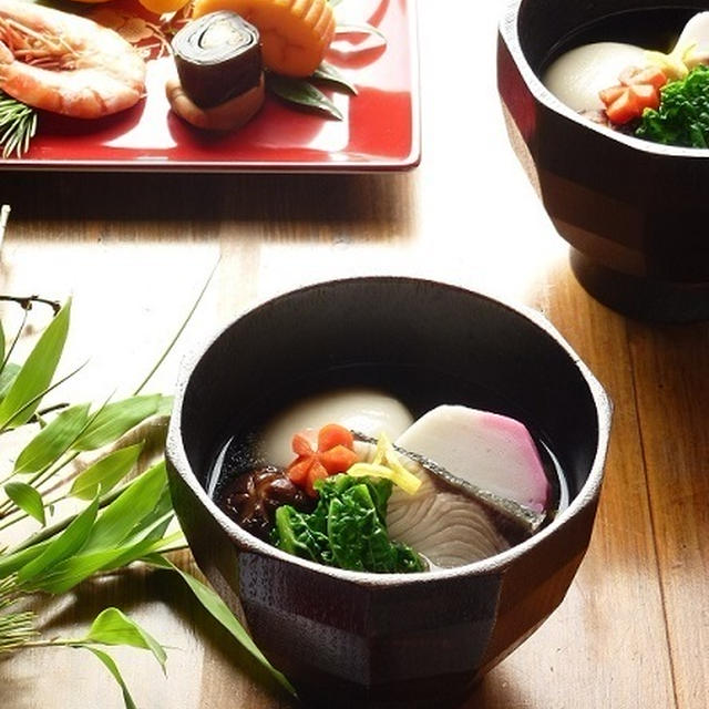 博多雑煮とワンプレートおせち、今日のおやつ♪