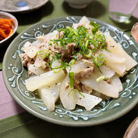 白だしで味が決まる！豚肉と大根のうま塩煮