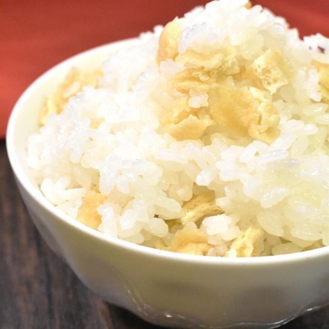 お米の味を活かす炊き込みご飯