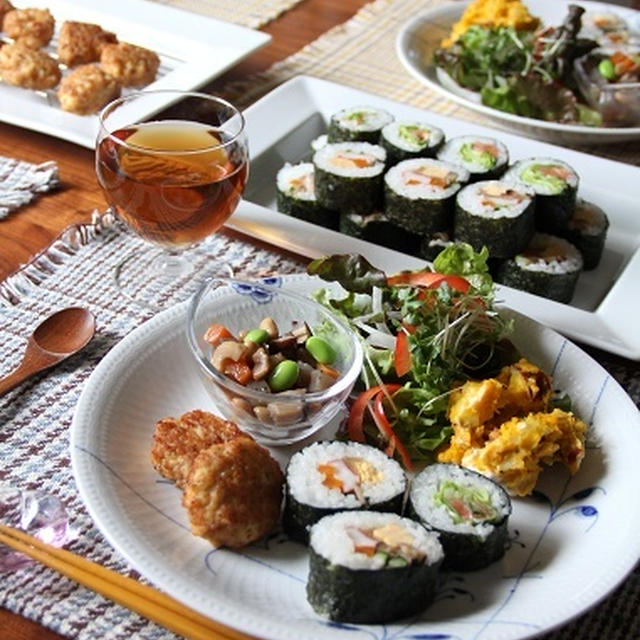 太巻２種と豆腐たっぷりチキンナゲット・プレート。