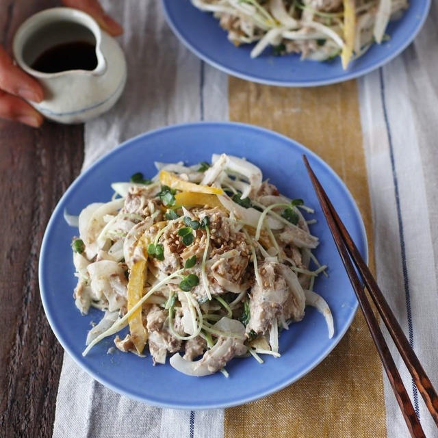 今日は「和えるだけ！鯖缶と新玉ねぎの胡麻マヨサラダ」