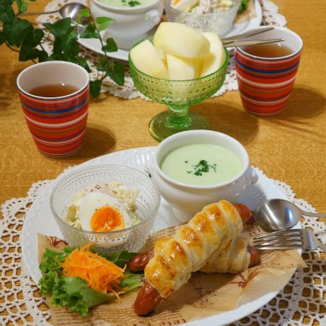 冷凍パイシートでウィンナーパイ