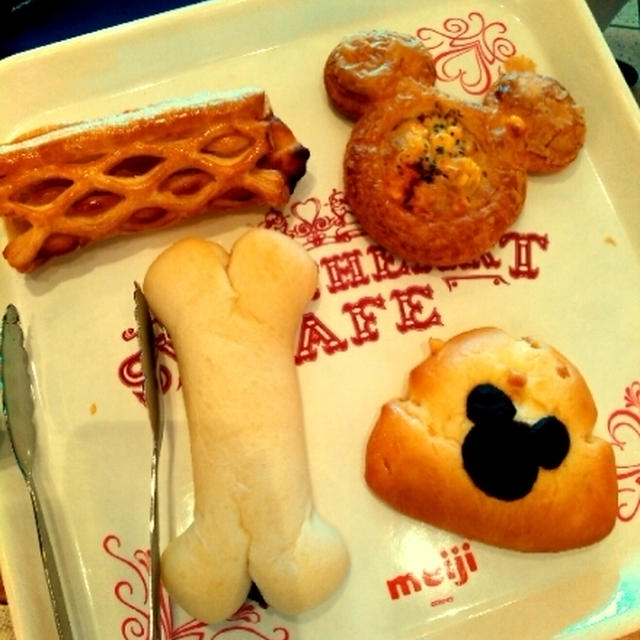 スウィートハート・カフェでランチ～ハロウィン☆ディズニー