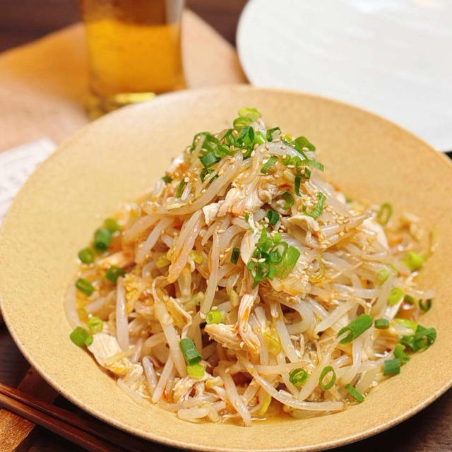 暑い日に嬉しい一品！レンジ調理で時短！ヘルシーなのに満足感◎『ササミともやしのネギぽん和え』