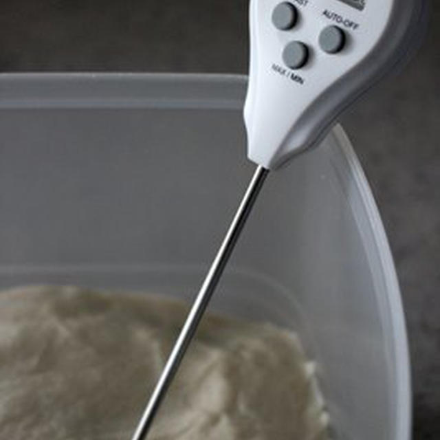 こね上げ温度が大切　酒種山食の1斤とミニ　（パン・スイーツ部門）