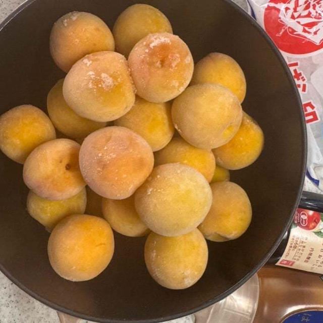 完熟梅、凍らせていつでも好きなタイミングでシロップ