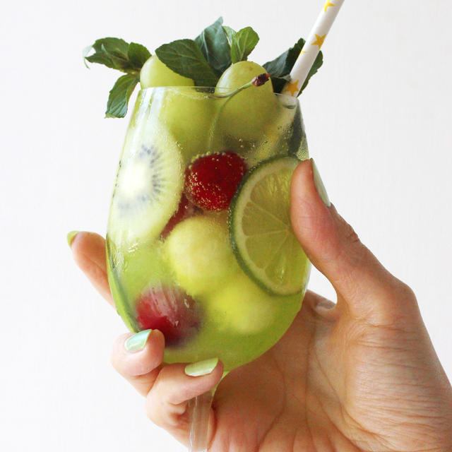 Summer fruits fizz