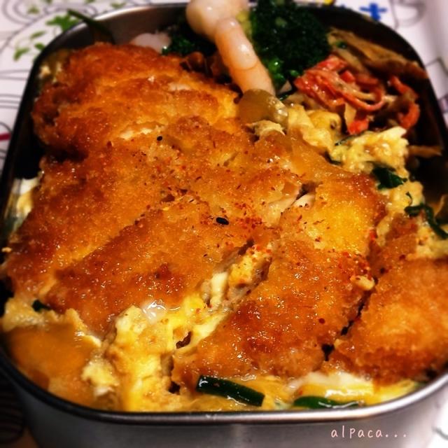 チキンカツどーん弁当