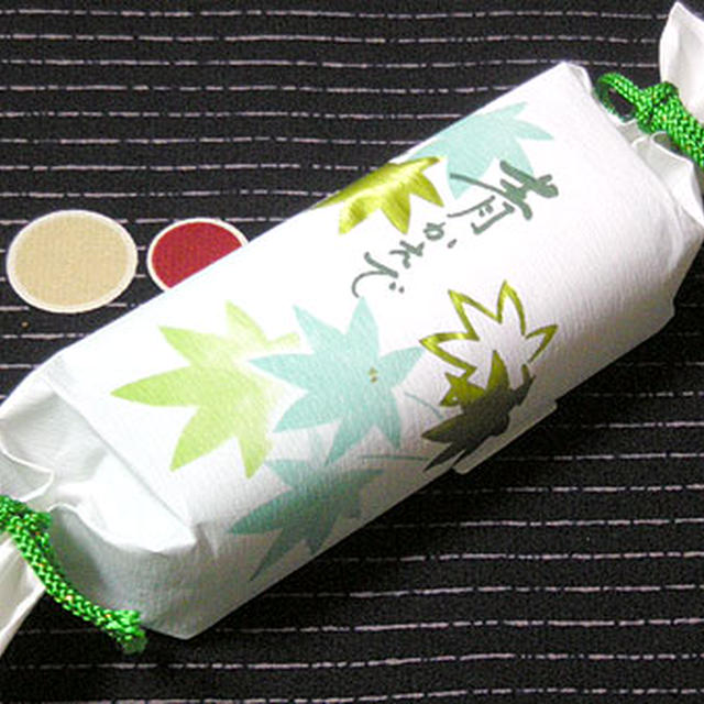 京都・鶴屋吉信「青かえで」