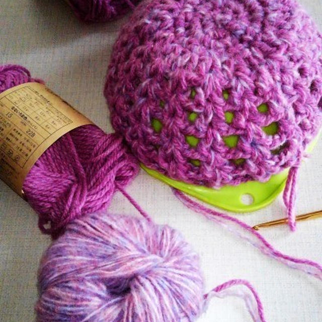 ■編物【寒くなって来たので又小物（今回鈎針で帽子）でも編もうかな？】と＾＾／【過去の編み物三昧も♪】