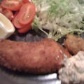 [料理（NYで日本食っぽく）] デブおおよろこび定食☆カキ＆鮭のフライとタルタルソース