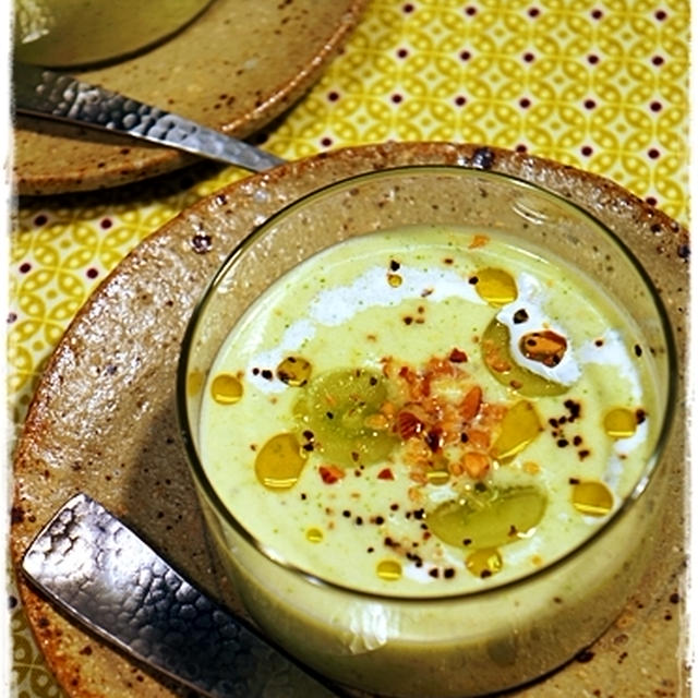 簡単■ブドウとアーモンドの冷製スープ(アホブランコ風)■TVご紹介レシピ♪ (･∀･)ﾉ