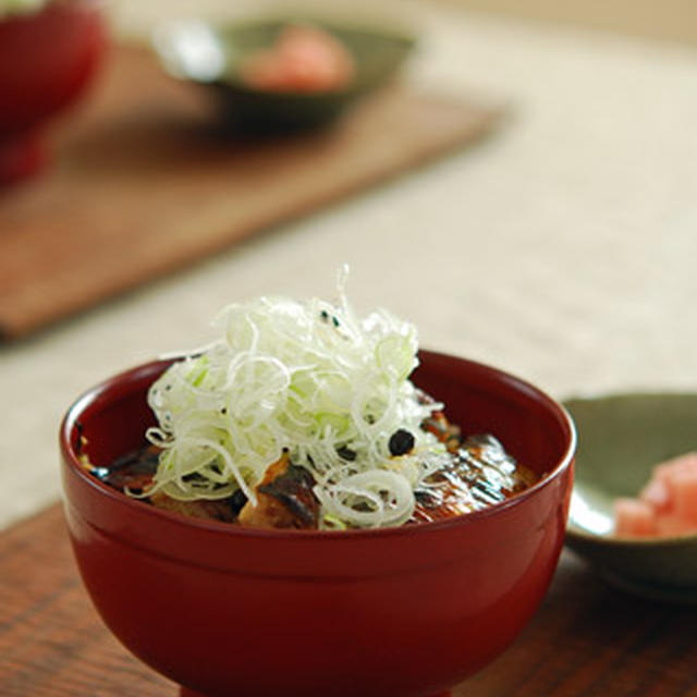 さんまの蒲焼丼