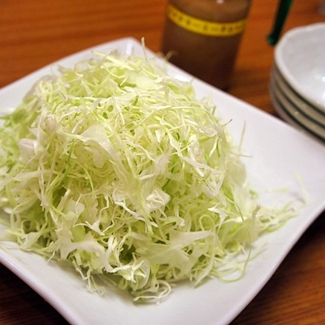 16日の夜はどこも混雑→→→3軒目にして入店したのはとんかつ屋ｗｗ