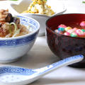麻婆風味の炊き込みご飯＆黄色いサラダ