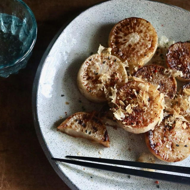 野菜を焼くだけで最高に美味しく！スキレットを使った焼き方のコツとは？