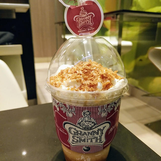 マックカフェとグラニースミスのコラボドリンク「McCafé by Barista」