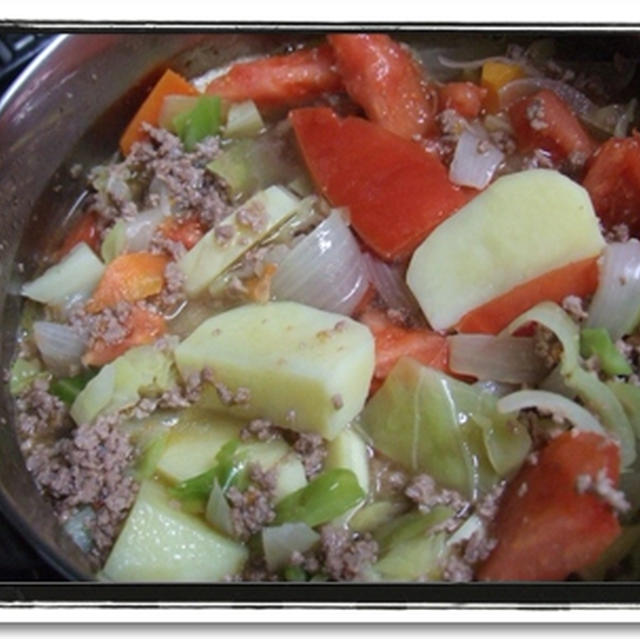 挑戦★トマトとキャベツの無水カレー