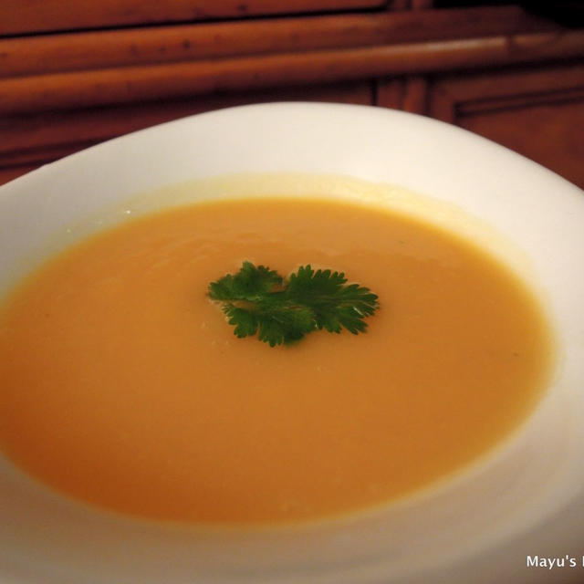 Creamy Carrots&Coco Soup – Velouté carottes coco coriandre　人参のココナッツポタージュ