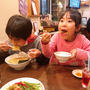 実家のラーメン屋さんで晩御飯です！！