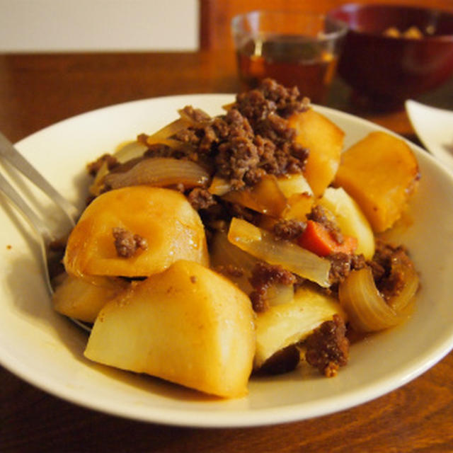 合挽き肉じゃが朝ごはん