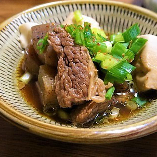 にんにく入りの肉豆腐