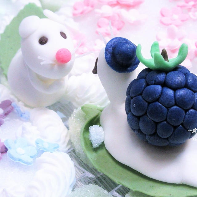 お砂糖で作った梅雨《9》５匹のねずみ「あっち…に、行く前に♪」