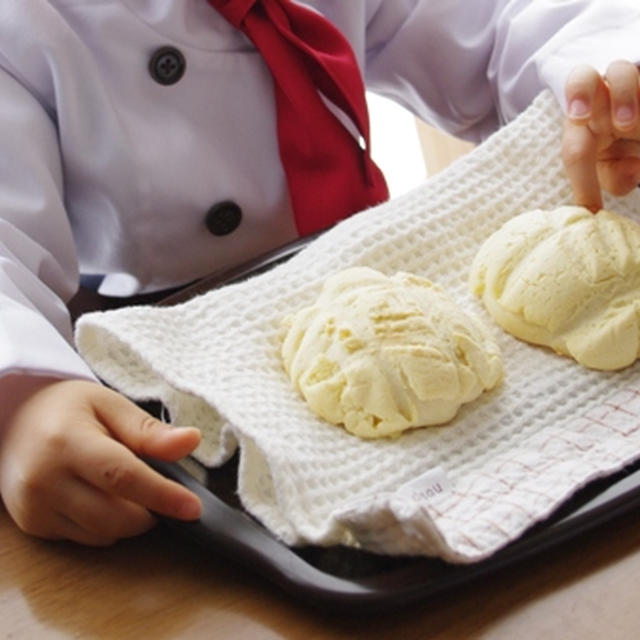 子どもとつくる、ふわふわサクサク、メロンパン