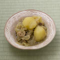 レシピ--簡単肉じゃが（豚肉・じゃがいも）和食定番/宮里絵美作の三島手・小鉢 by takeoさん