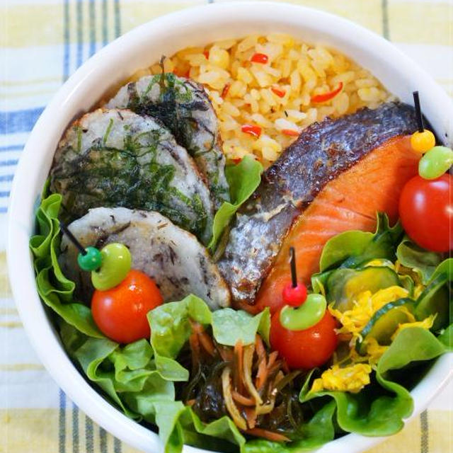 本日の "長芋とひじきのチヂミ”と塩麹鮭弁当
