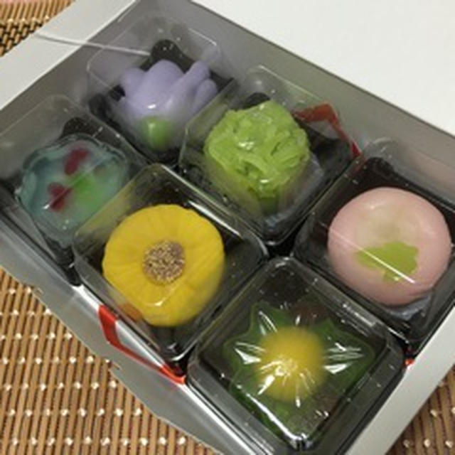 和菓子と洋菓子で楽しいティータイム