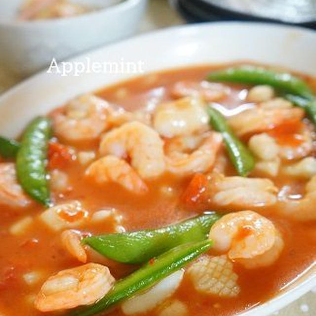 海老とスナップえんどうのチリソース煮