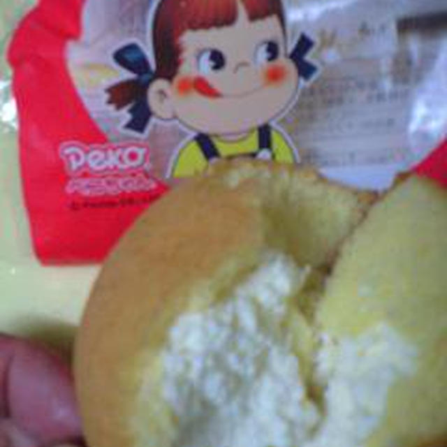 ぺこちゃんのほっぺに似ている「パフケーキ」