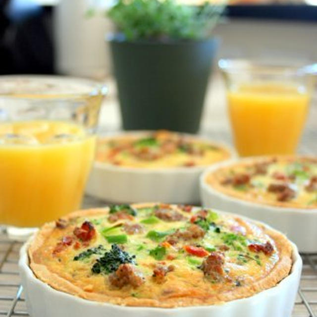 Sausage Broccoli Sund-dried Tomato Quicheブロッコリとサンドライトマト入りキッシュ