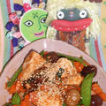鶏肉と甘栗のコチュジャン煮＆柿とさつま芋のスパイシーチーズサラダetc.（お家カフェ）