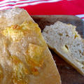 パネトーネマザー酵母で混ぜるだけ、こねない簡単なカマンベールチーズのパン。