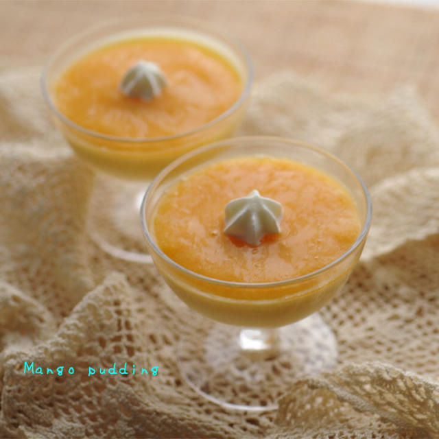 ファミマの冷凍マンゴーでマンゴープリン　（レシピ）