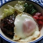 ロコモコ丼とザリガニ釣りに挑戦