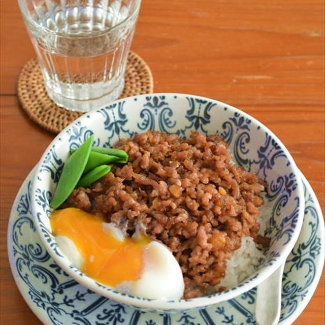 簡単！ルーロー飯風♪そぼろ丼