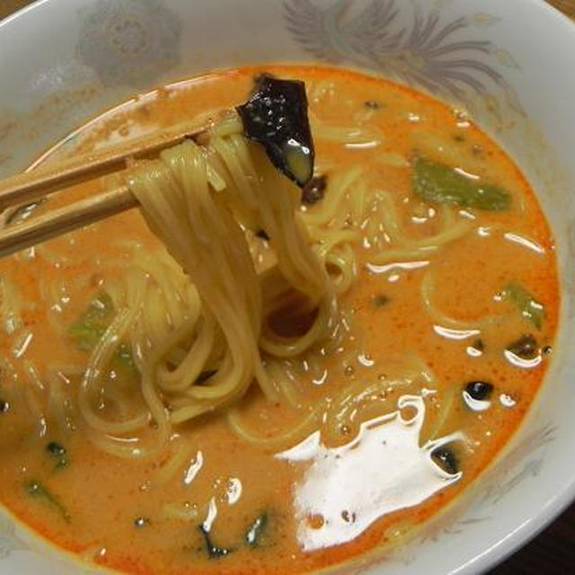 日清食品冷凍　「日清具多 辣椒担々麺」モニターです★