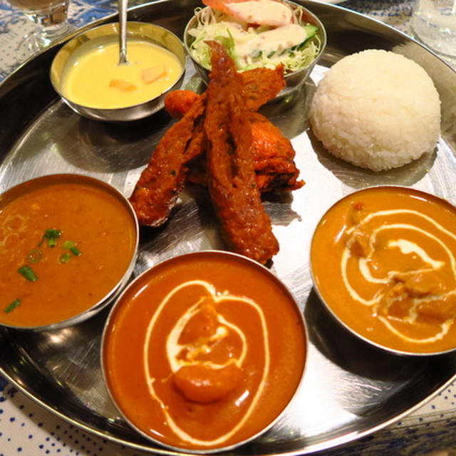 【新橋】遅めのランチが絶対おすすめ！割引料金でおなかいっぱい食べられる人気のインドカレー屋さん。「グランドダージリン 新橋店 （GrandDarjeeling）」