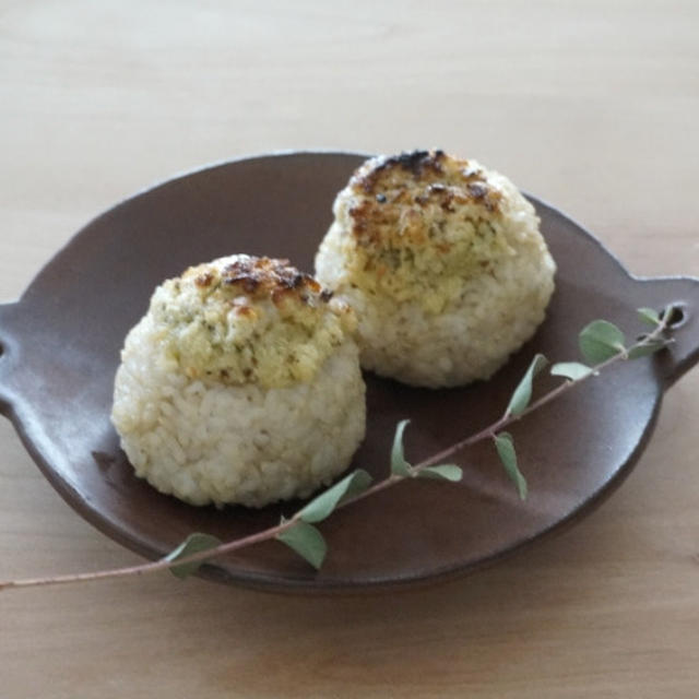 ガーリックマヨの焼きおにぎり