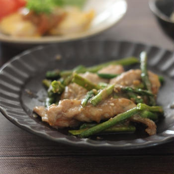 せせりとアスパラの照り焼き【レシピ】とまごわやさしいダイエット献立