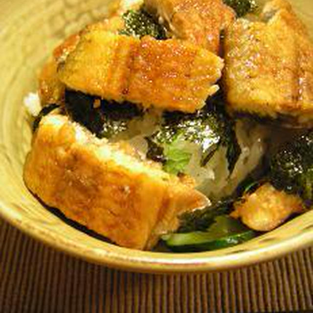 うなちらし丼と、『黒七味』♪