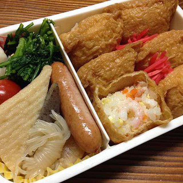 稲荷寿司弁当。白菜漬け