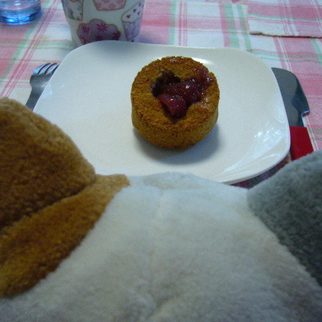 苺のホットケーキで朝ごパン♪