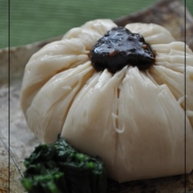 ごちそう胡麻豆腐　と　巨大ねずみ出現？！
