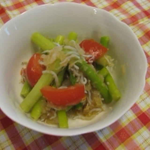 アスパラのトマトおろし和え