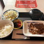 カルビ焼肉定食 のりキムを食べる 〜松屋〜